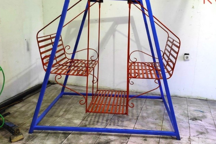 Harga Ayunan Besi Anak Terbaru 2026 dan Gambar Model untuk Taman Rumah, Sekolah TK, dan Area Bermain Anak