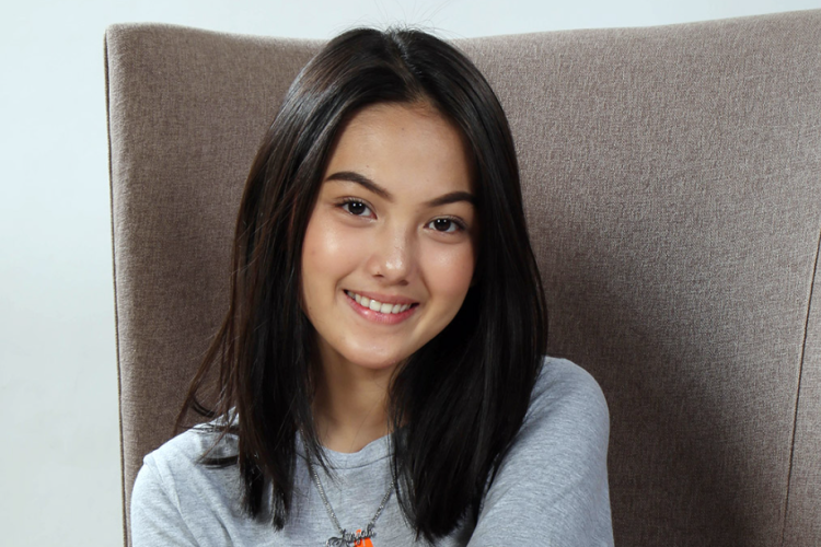 Profil Aisyah Aqilah Viral Usai Gandeng Pacar Baru, Inilah Agama Hingga Instagramnya!