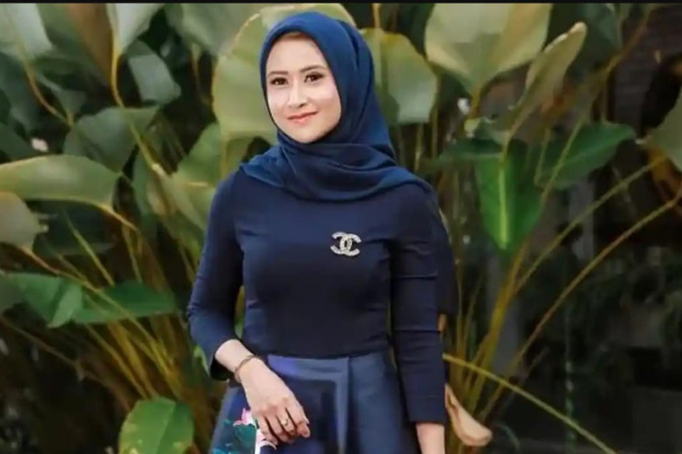 Profil Wita Nidia Hanifah Mantan Istri Seskab Teddy, Berbeda Nasib Begini Kondisinya Sekarang!