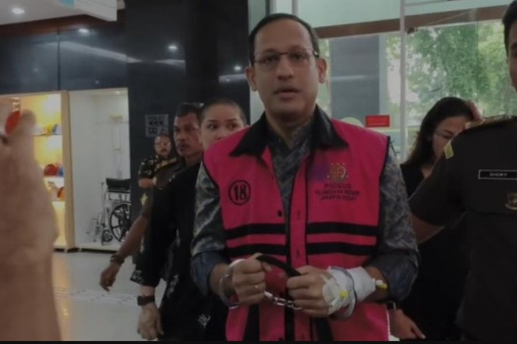 Nadiem Makarim jadi Tahanan Rumah, Wajib Lapor Hingga Dipasangi Gelang Deteksi!
