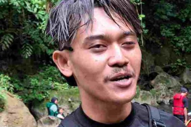Siapa Yuyu Muti Ali Bocah Citumang? Profil Lengkap Pemandu Wisata Pangandaran yang Raup Rp20 Juta per Bulan