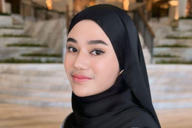 Suami Clara Shinta Video Call dengan Siapa? Identitas Wanita VCS dengan Alexander Assad Diselidiki Netizen