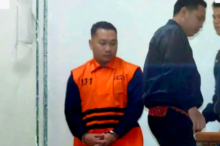 Siapa Dwi Yoga Ambal? Sosok Ajudan Bupati Tulungagung Tersangka Pemerasan yang Dikenal dengan 'Juru Tagih'