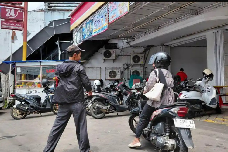 Parkir Gratis Banyumas Berlaku Mulai 1 April 2026, Jika Ada Tarikan Lapor ke Satgas Parkir!